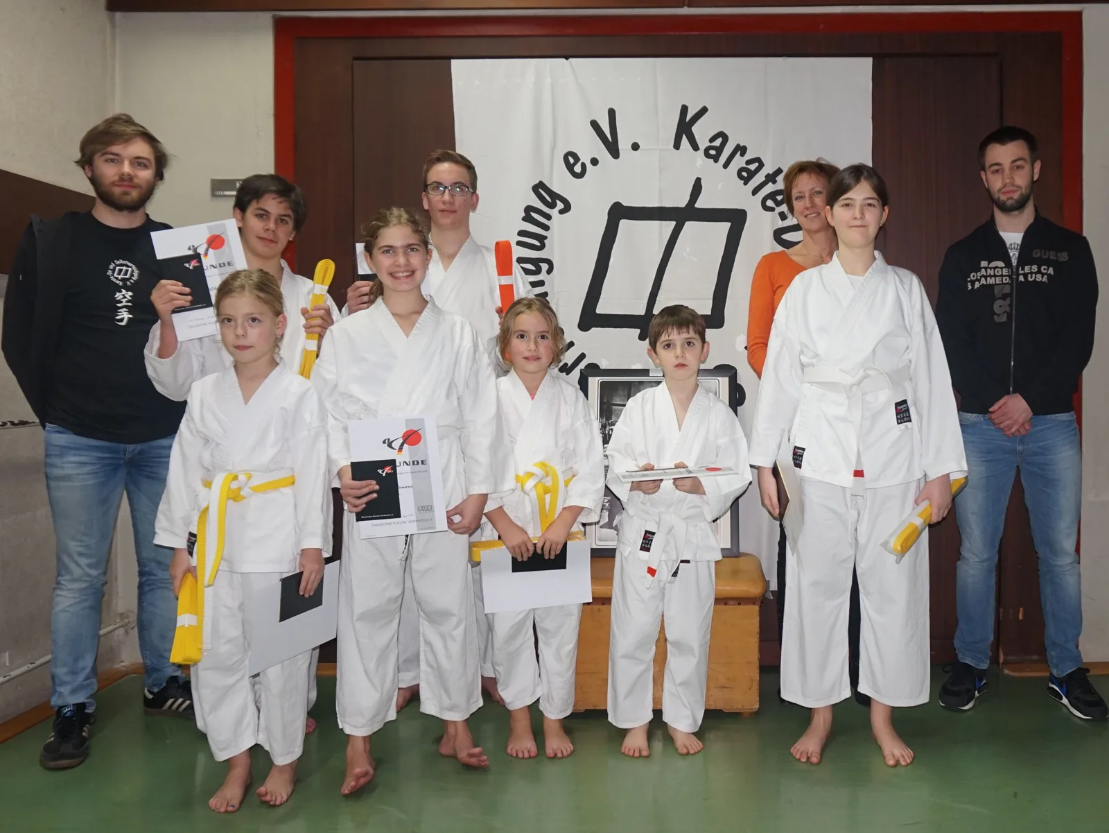 Neue Gürtel für junge Karatekas…
