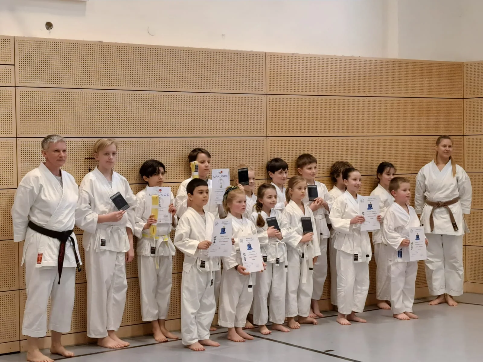 Herzlichen Glückwunsch an unsere Karate-Kids!
